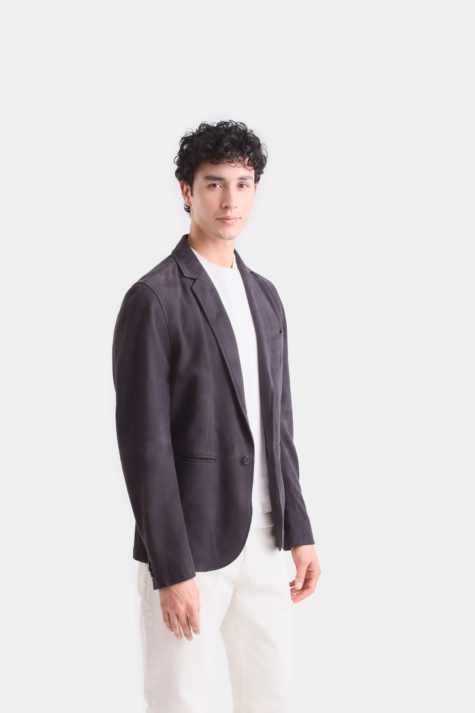 Blazer niger de gamuza para hombre fit semi ajustado