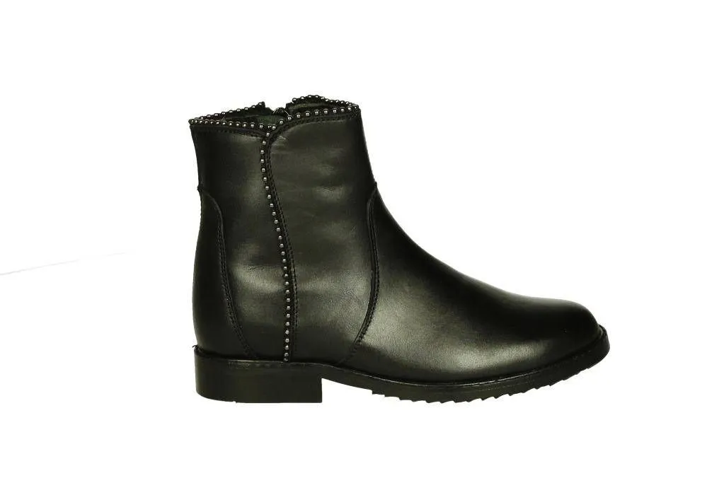 Botin Liso Vivo Bolitas Metal