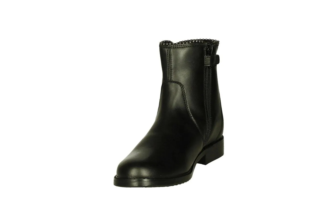 Botin Liso Vivo Bolitas Metal