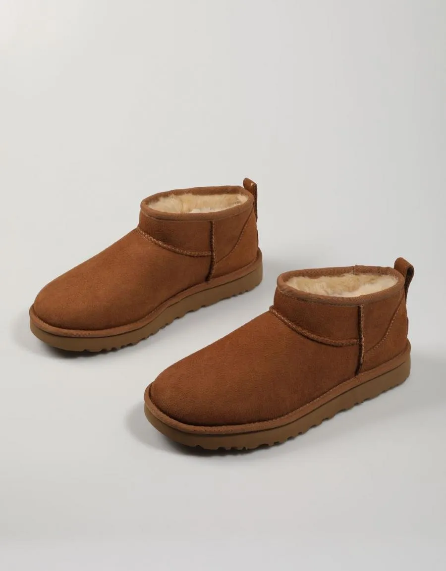  bottines UGG Classic en Cuir 77248