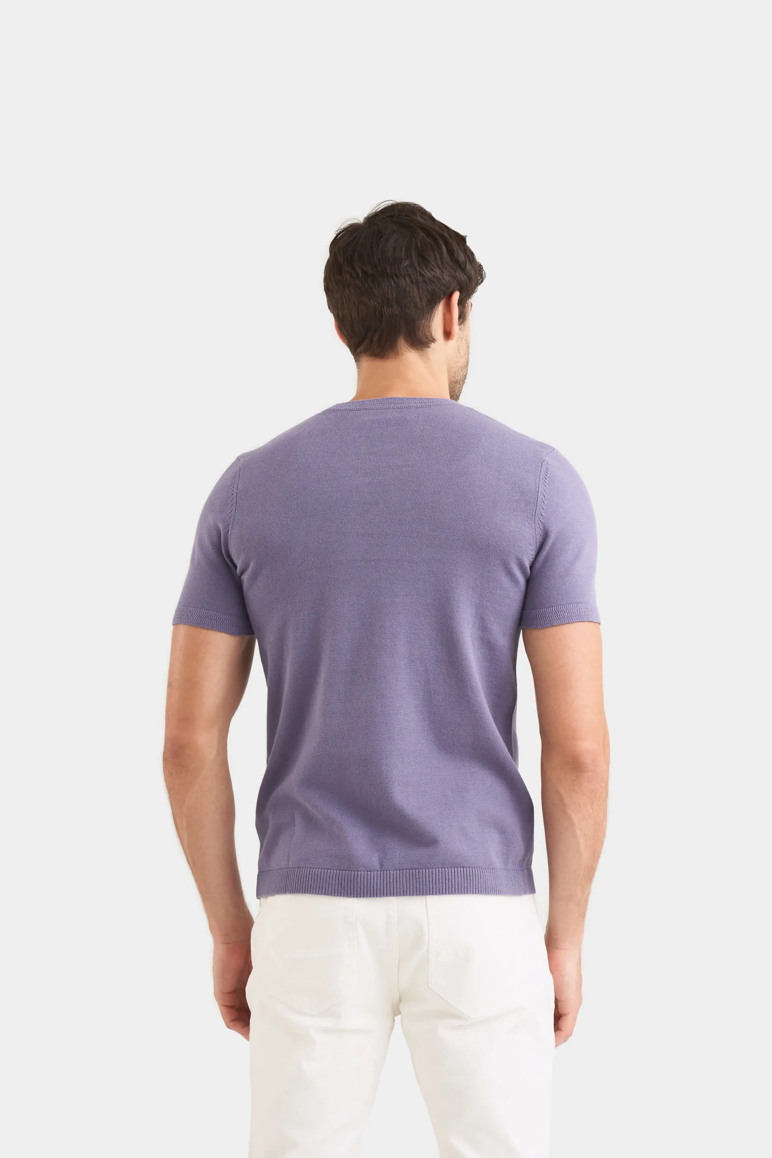 Camiseta loira de algodón para hombre detalle tejido