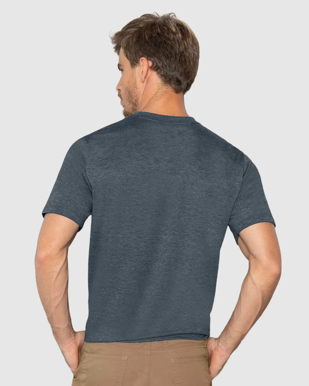 Camiseta manga corta con bloque de tela y bolsillo de parche