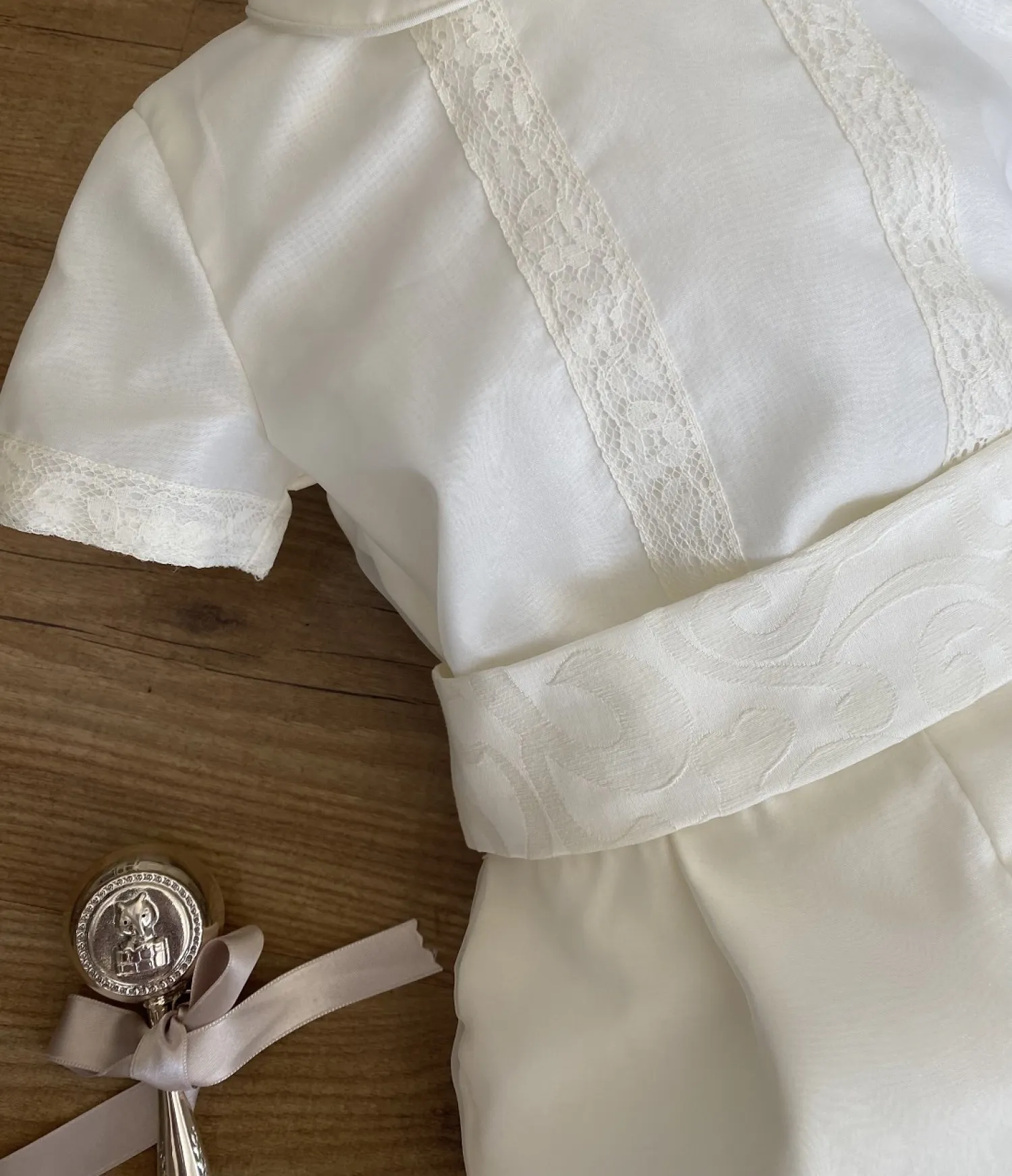 CONJUNTO DE NIñO PARA BAUTISMO. TRES PIEZAS. 36121824 MESES