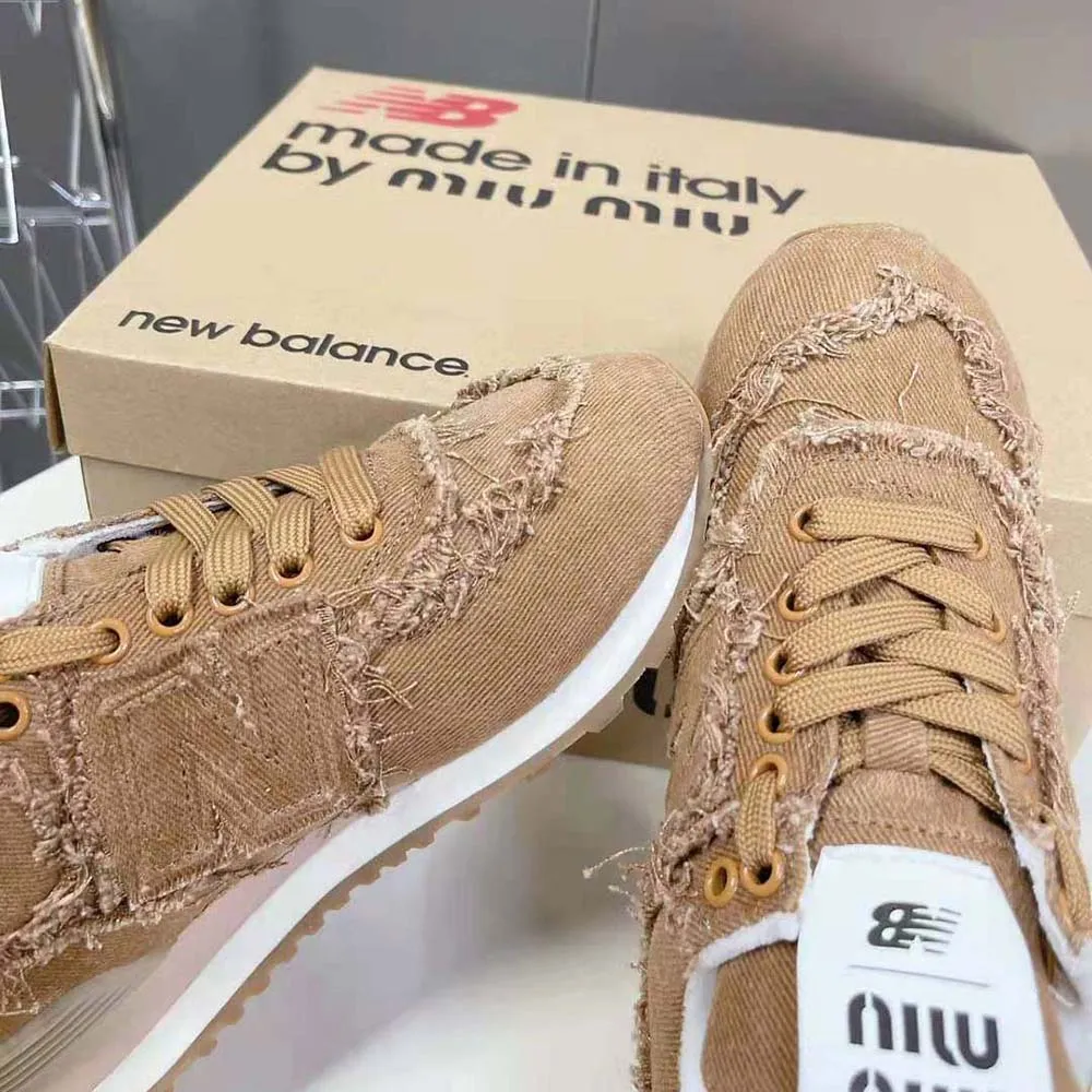 MIU MIU MUJER NEW BALANCE 574 X MIU MIU ZAPATILLAS DENIM MARBLEIZEDMARRóN
