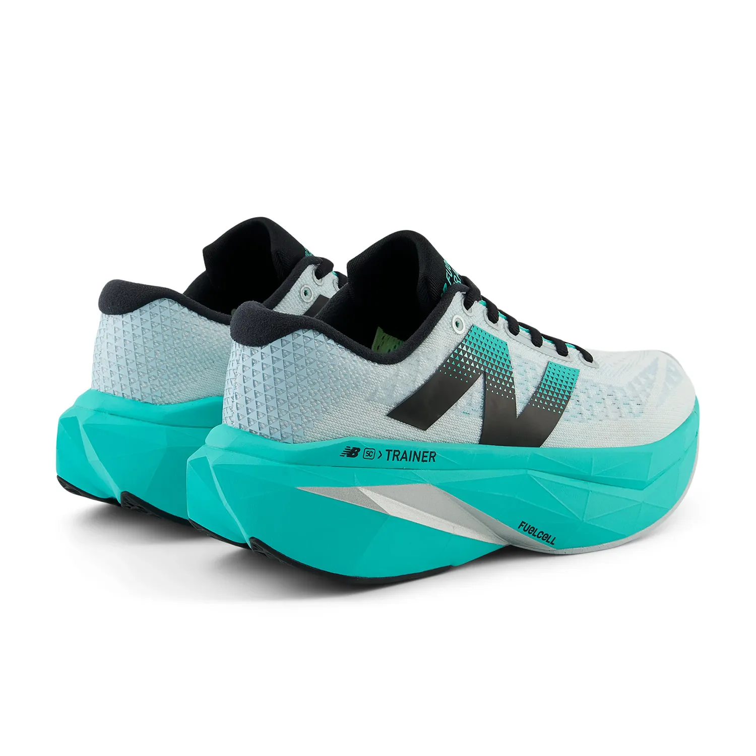 New Balance FuelCell SuperComp Trainer v3