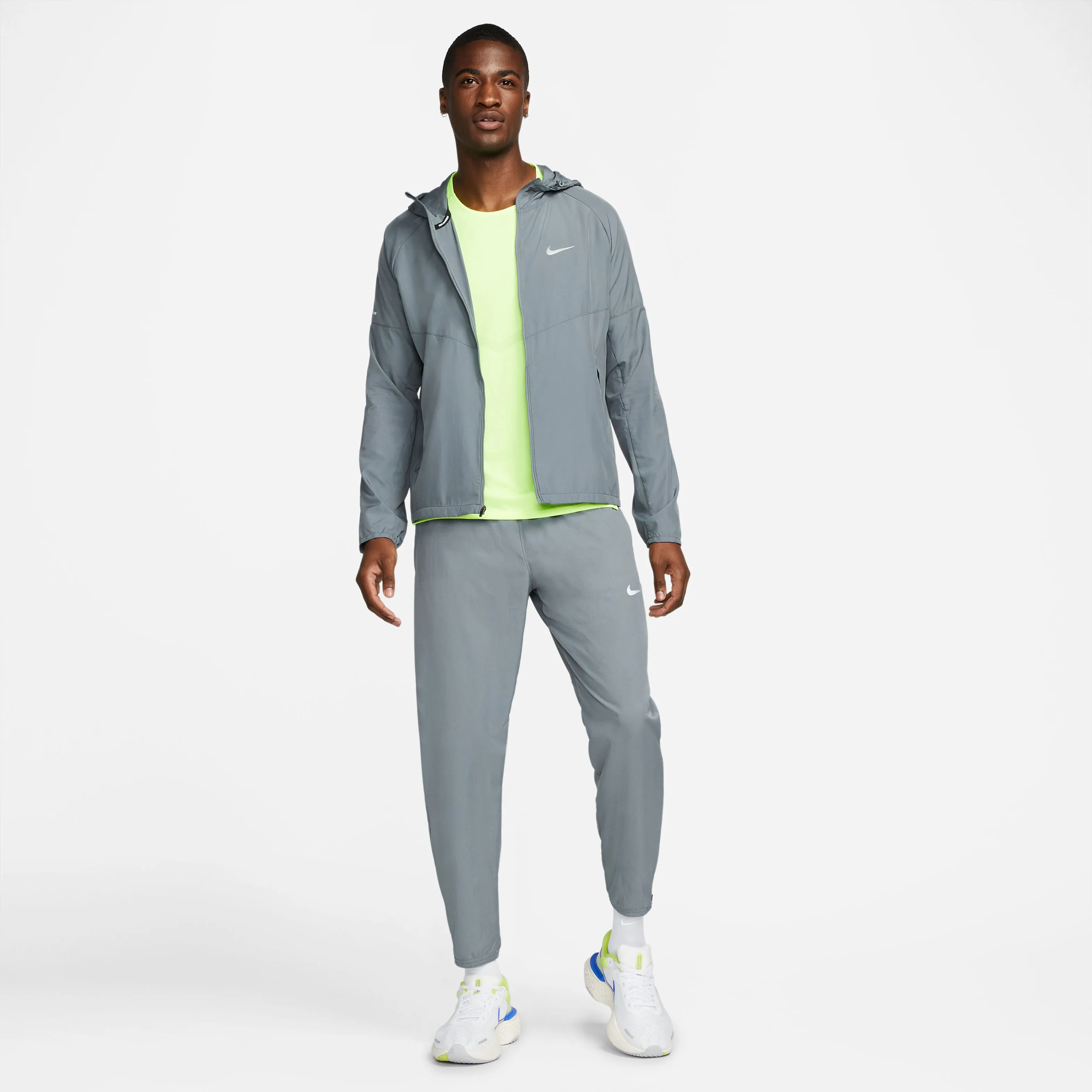 Nike Miler Repel Chaqueta Para Correr Hombres