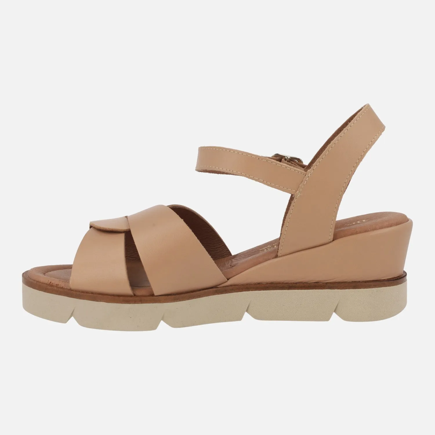 SANDALIAS DE PIEL CAMEL CON PLATAFORMA