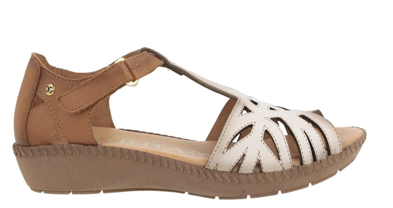 Sandalias de piel combinadas y cerradas de talón para mujer