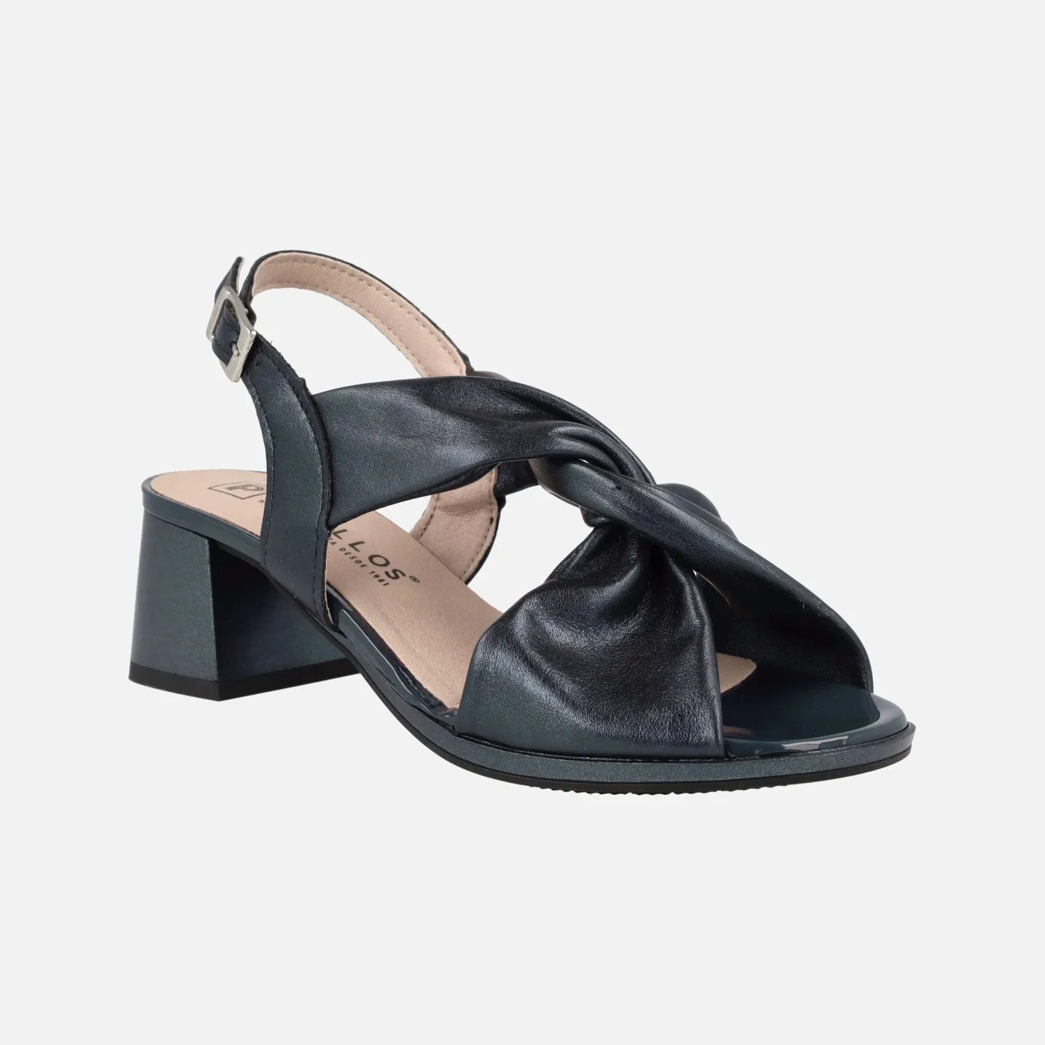 Sandalias de piel con nudo al empeine y tacones de 6 cms