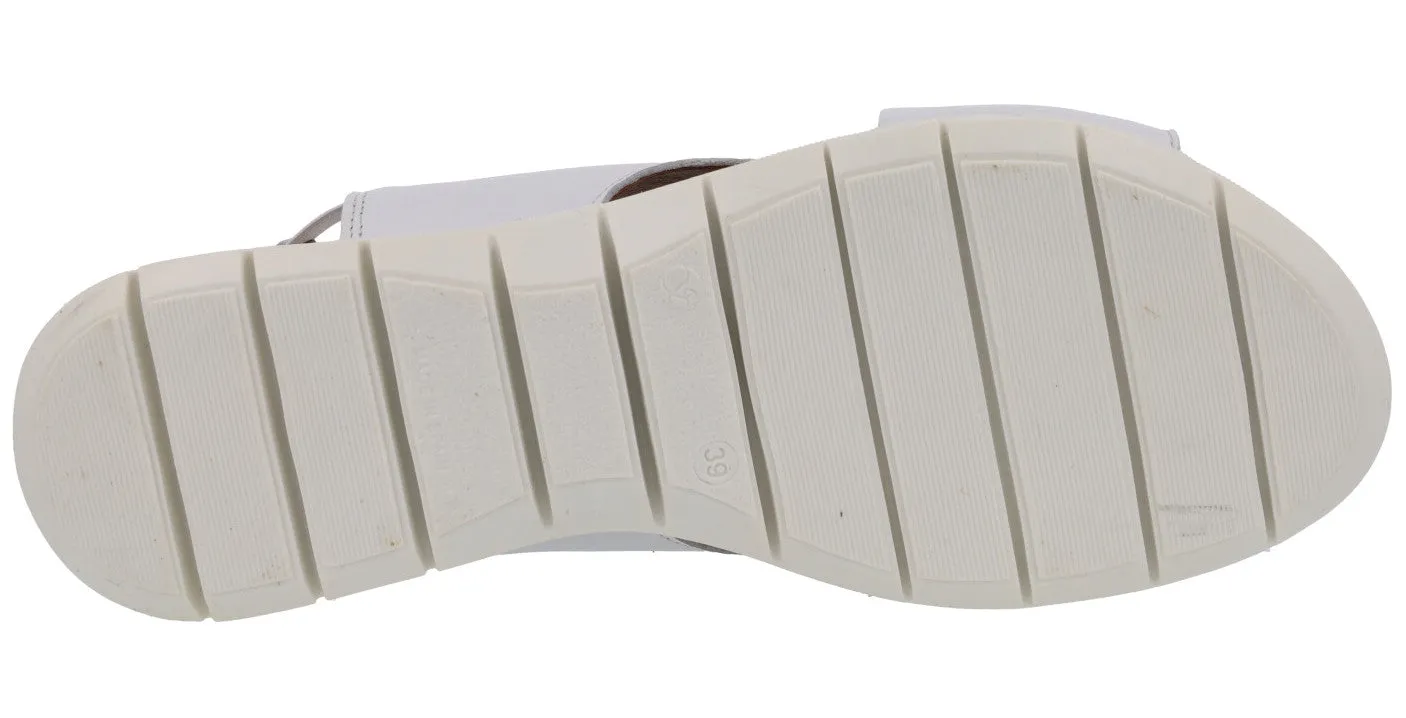 Sandalias de piel con tiras cruzadas Clks