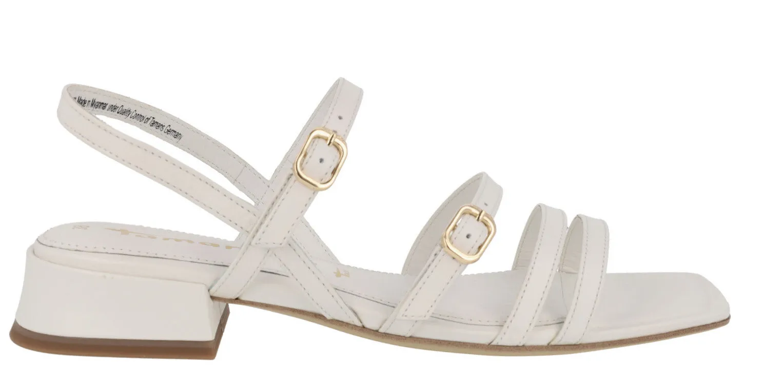 Sandalias de piel con tiras finas y hebillas