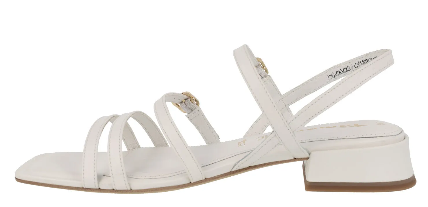 Sandalias de piel con tiras finas y hebillas