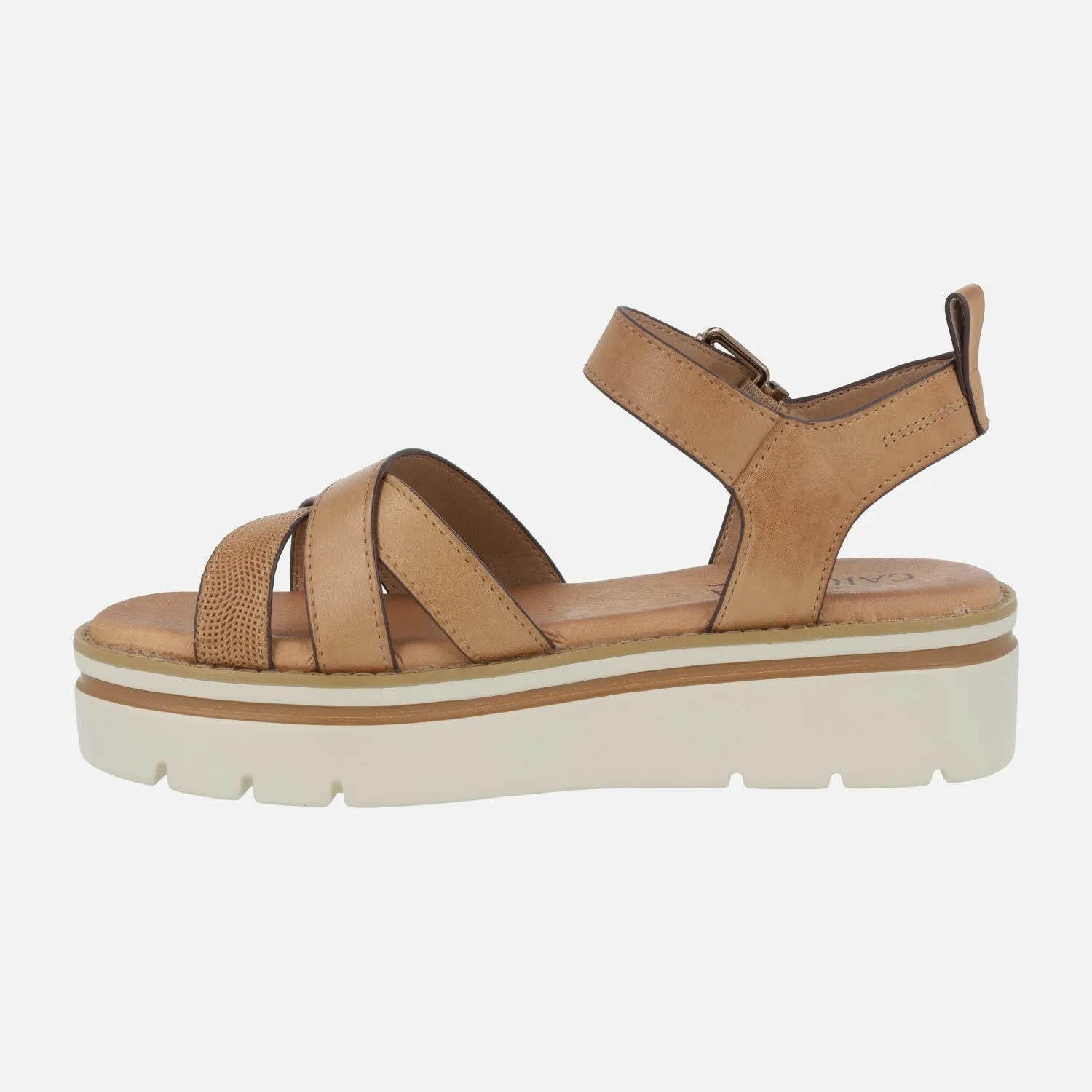 Sandalias de piel en color camel con plataforma