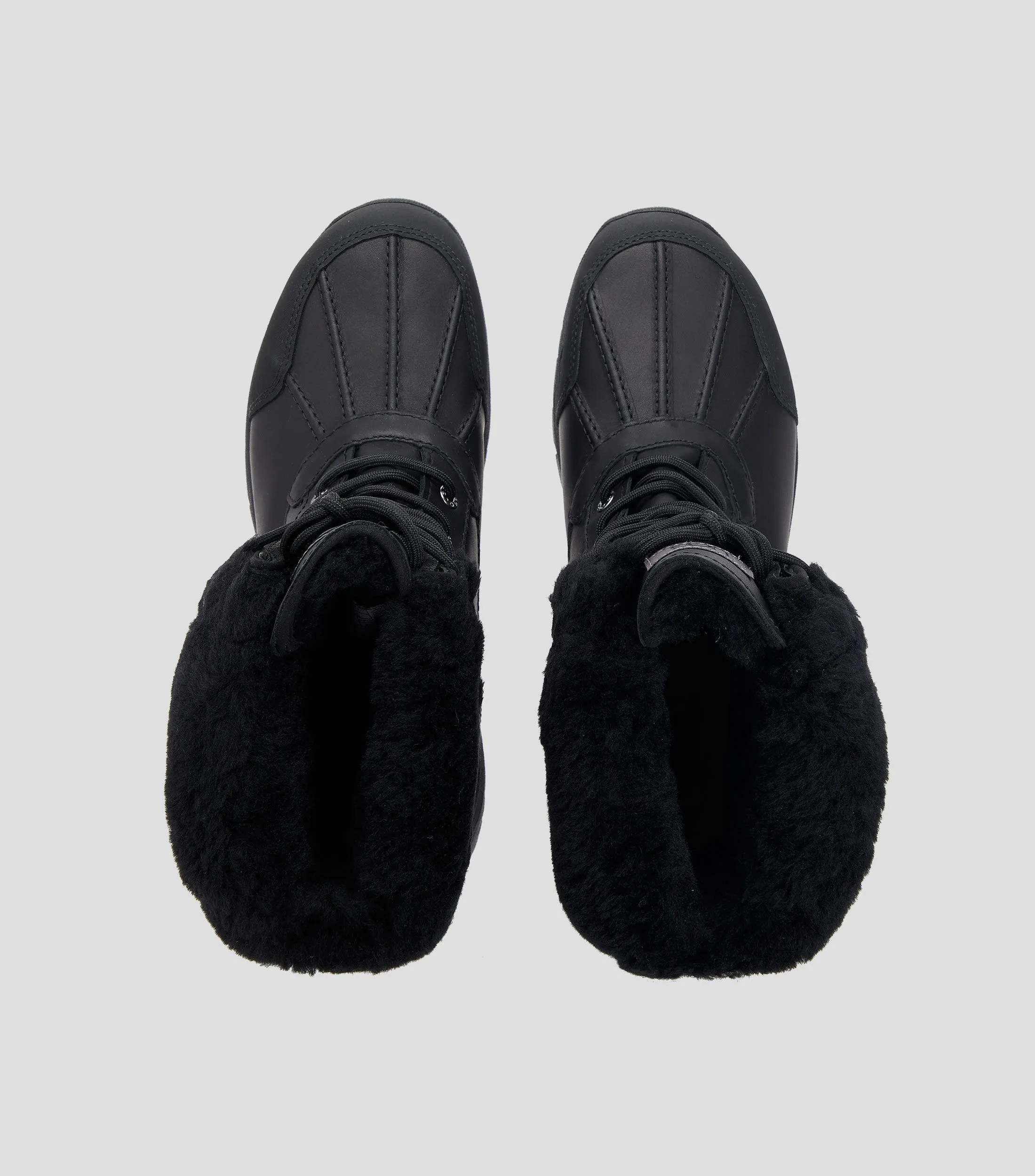 Ugg Botas cortas Butte en piel vacuna Hombre