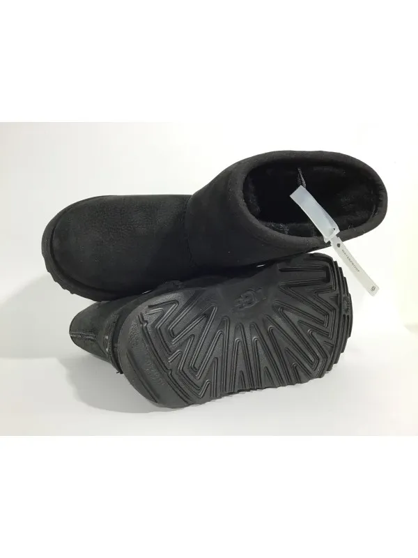 UGG Classic Short Weather