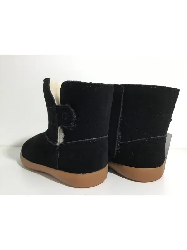 UGG Keelan negra