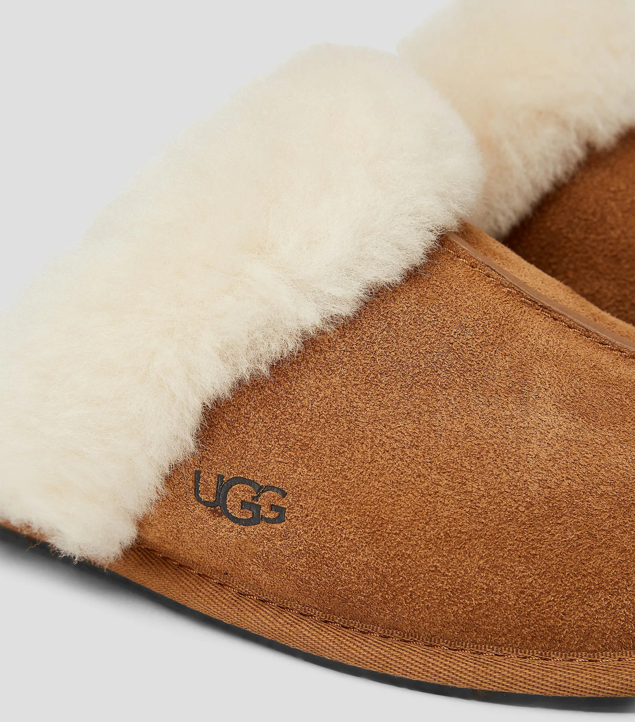 Ugg Pantuflas tipo Zueco Scuffette Mujer