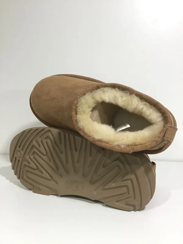 UGG ultra mini