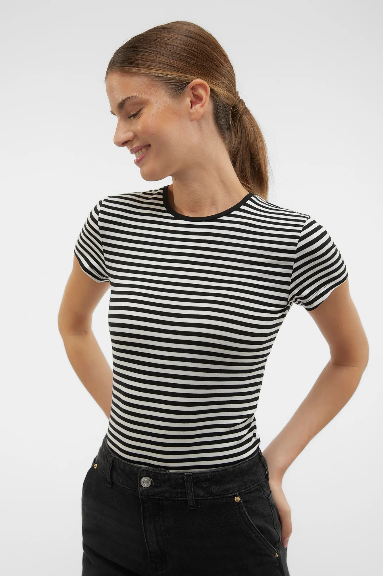 Vero Moda Camiseta de manga corta a rayas