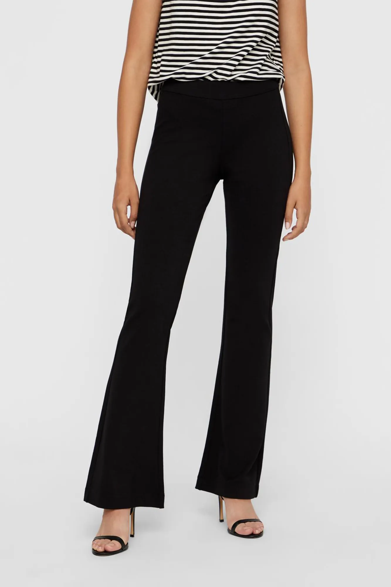 Vero Moda Pantalón de campana tiro medio