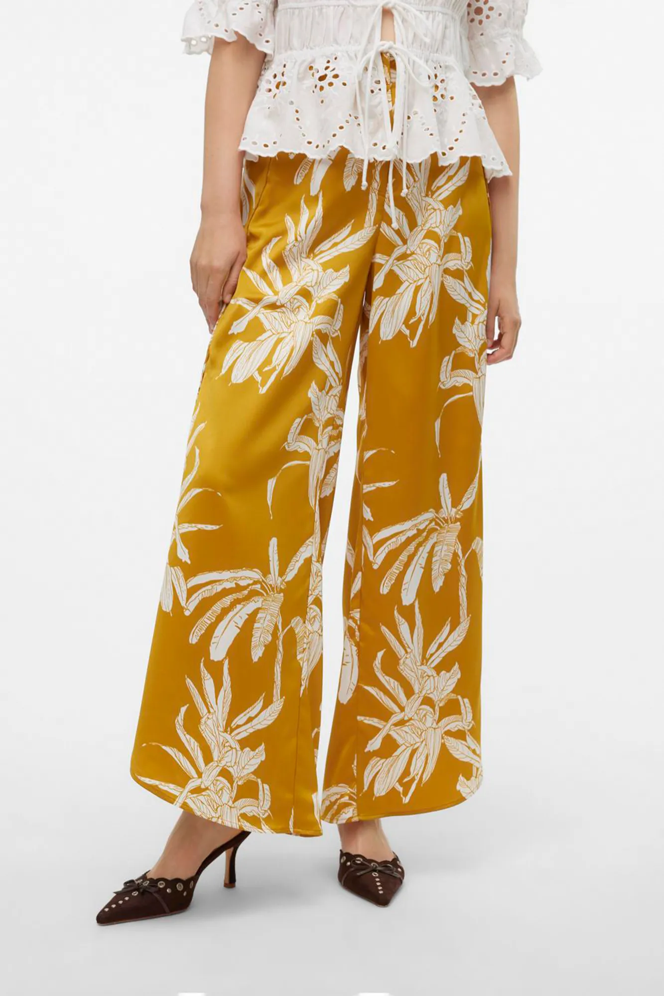 Vero Moda Pantalón fluido efecto satinado