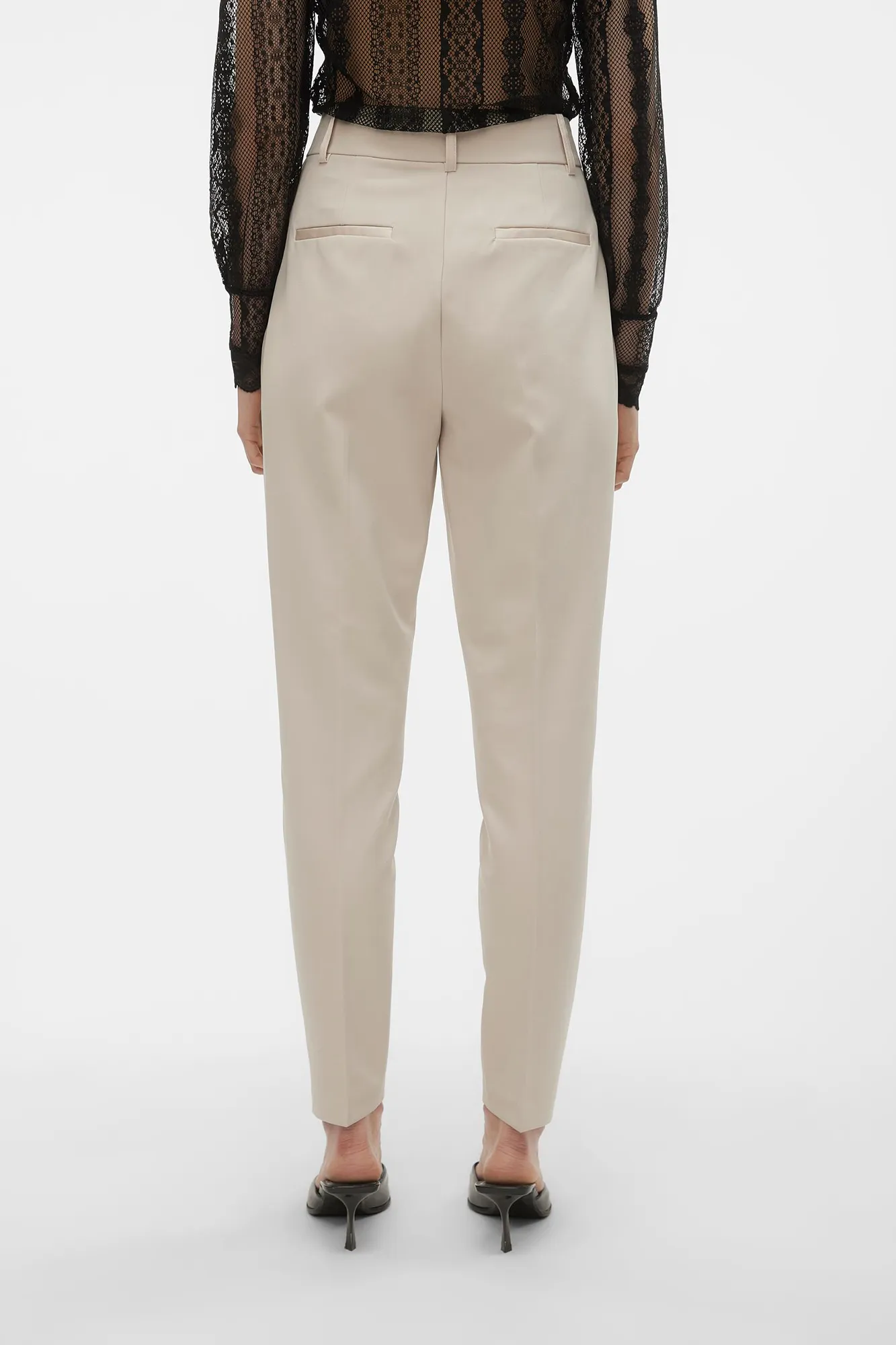 Vero Moda Pantalón pitillo con satinado