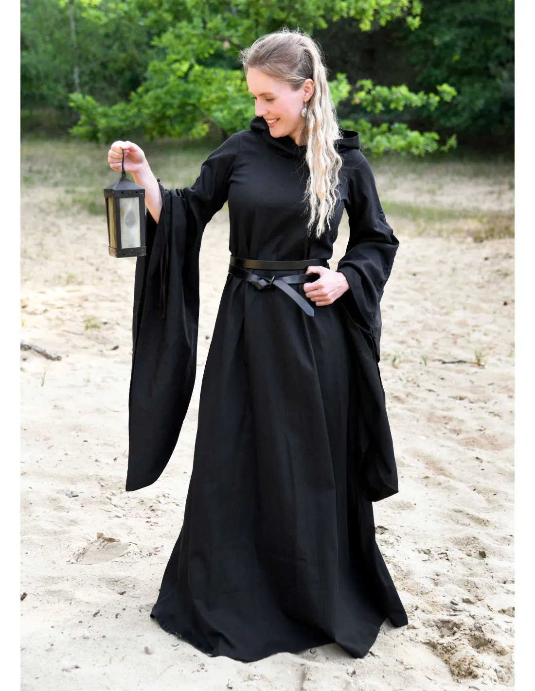 Vestido Medieval mujer mangas trompeta, negro