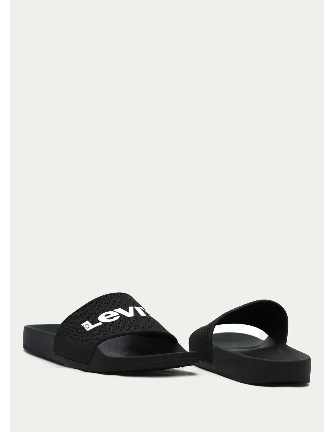 ZAPATILLAS DE PISCIN LEVIS 233025 NEGRO 