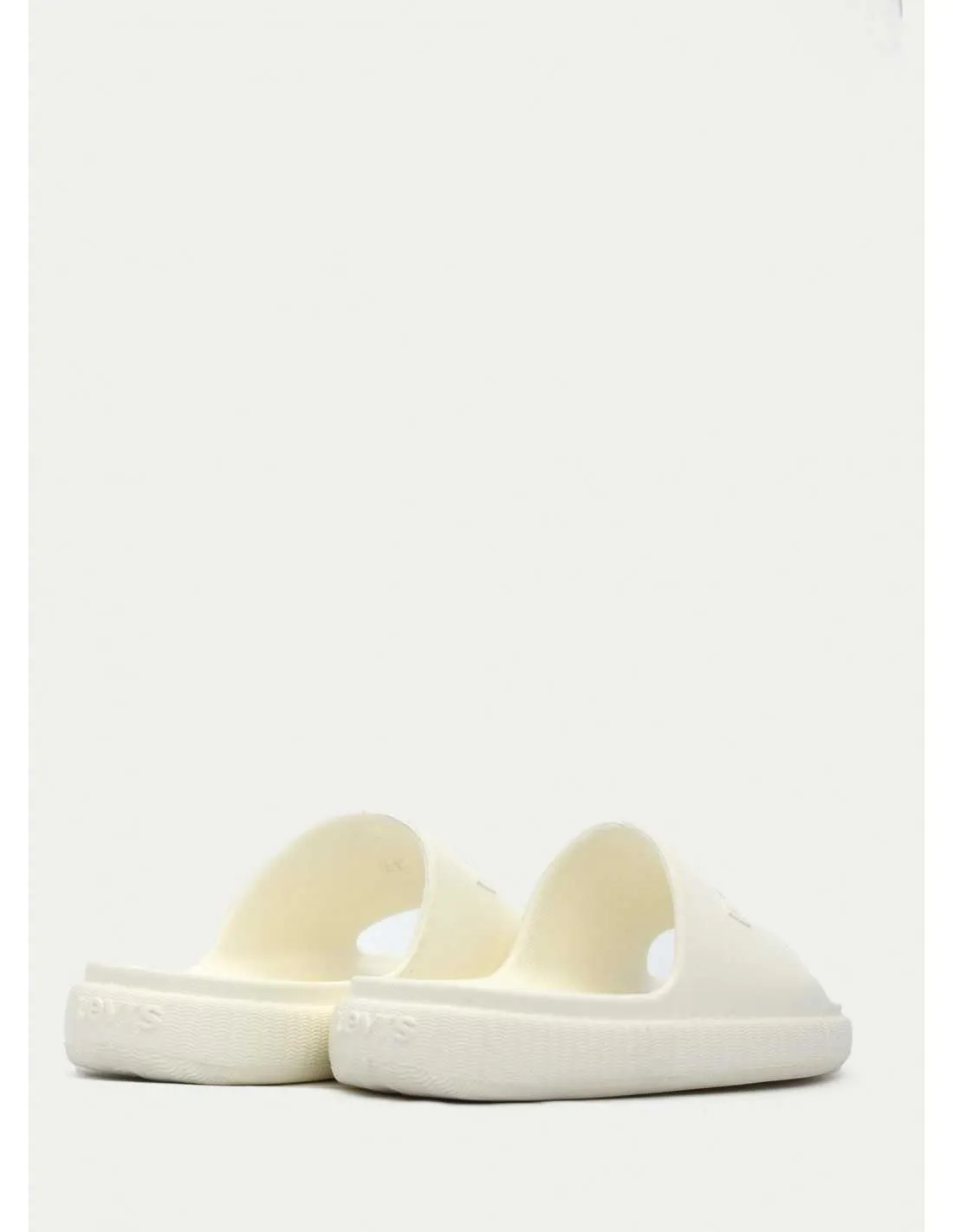 ZAPATILLAS DE PISCIN LEVIS 235653 BLANCO 